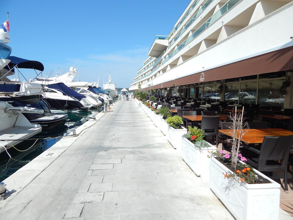 Sea Star Apartments Podstrana Extérieur photo
